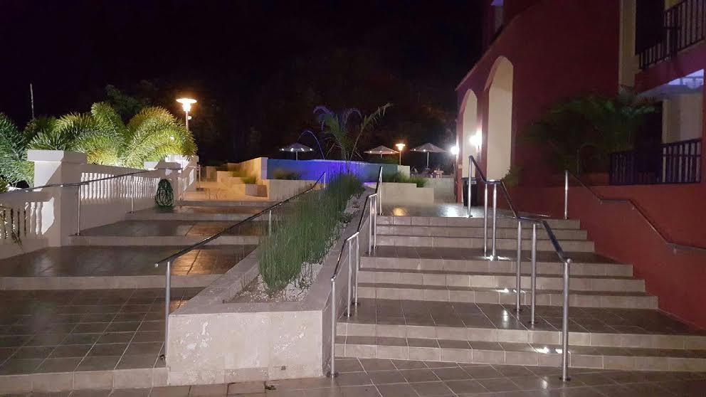 הומאסאו The Plaza Suites מראה חיצוני תמונה