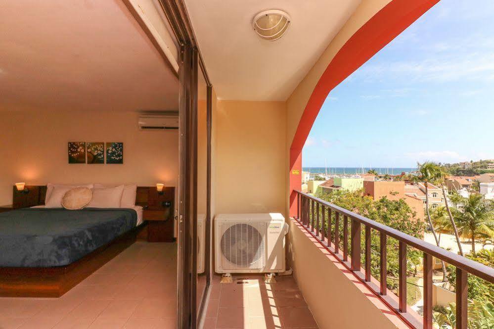 הומאסאו The Plaza Suites מראה חיצוני תמונה